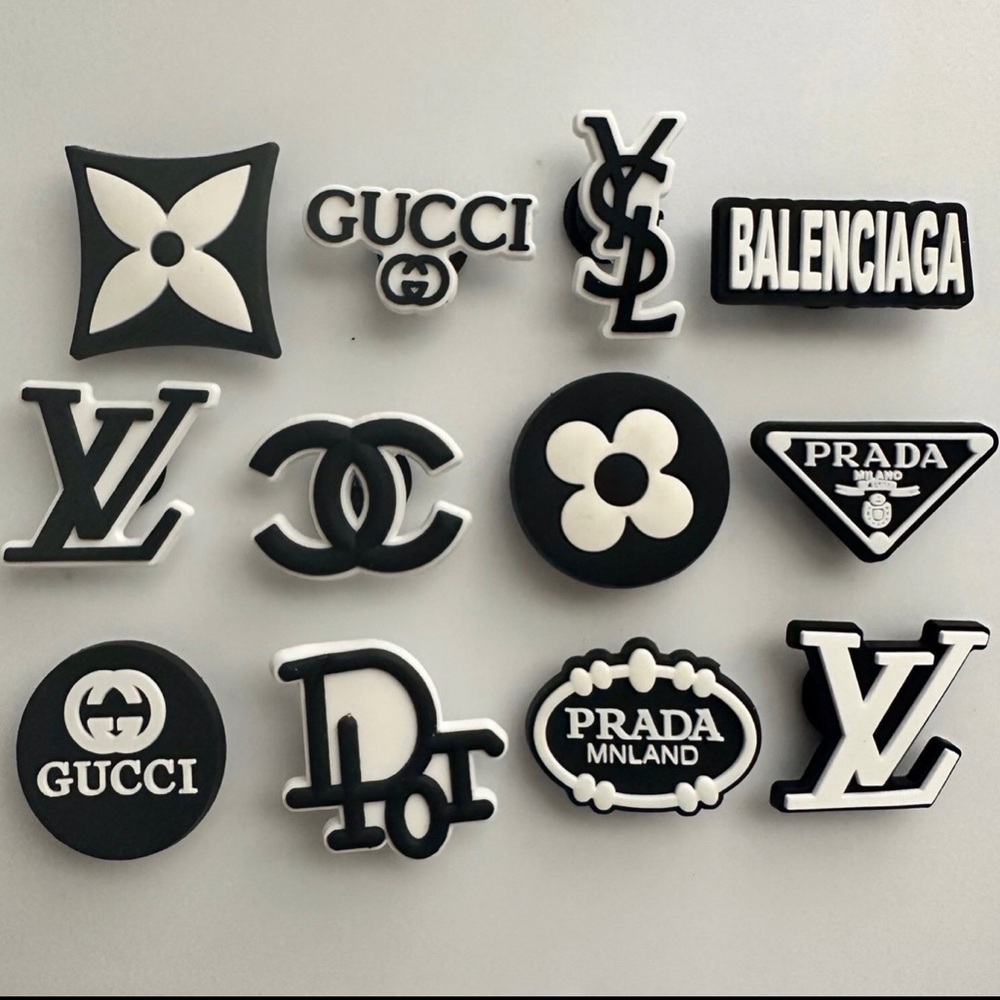 12 black shoe charms